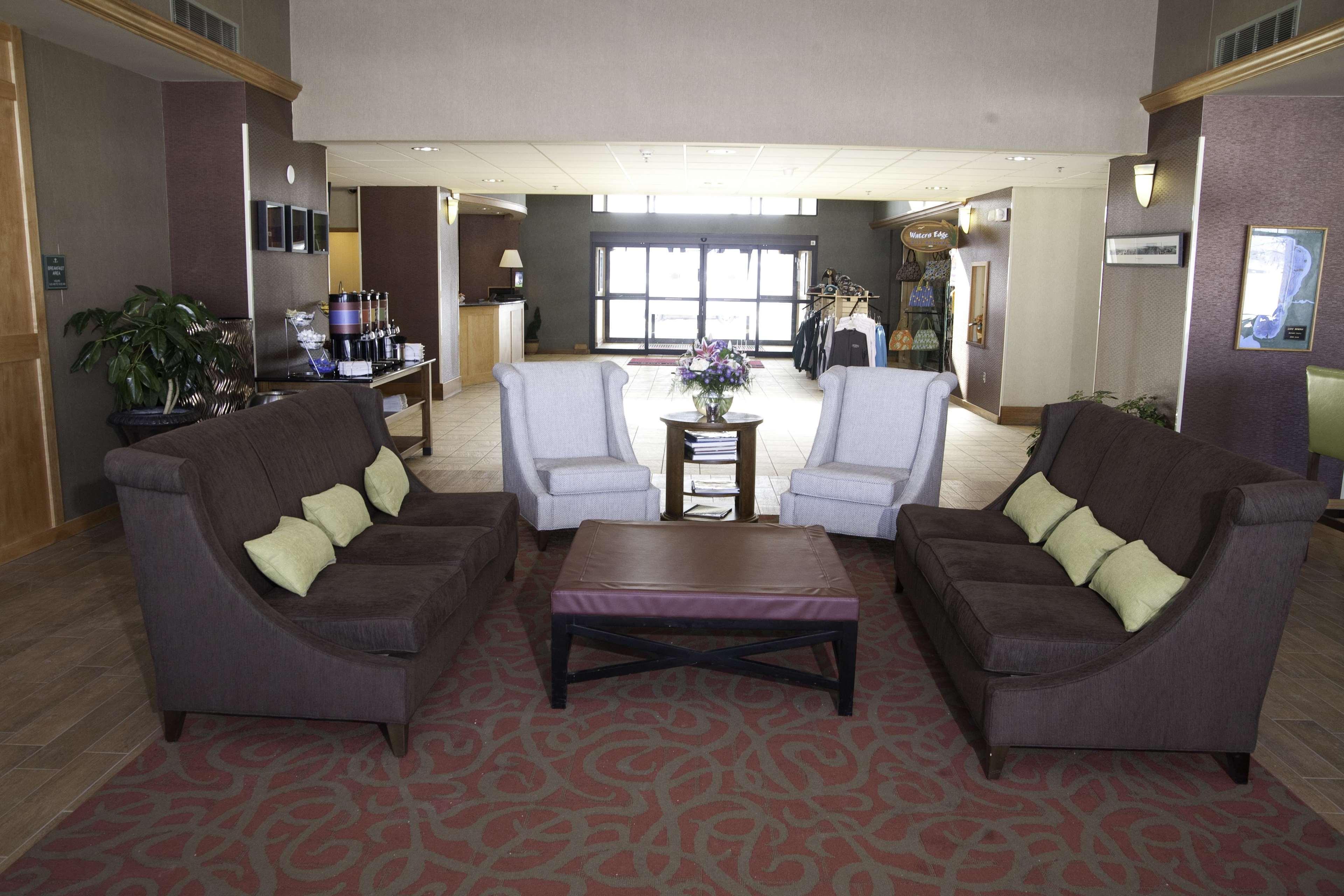 Hampton Inn & Suites Bemidji Exterior photo